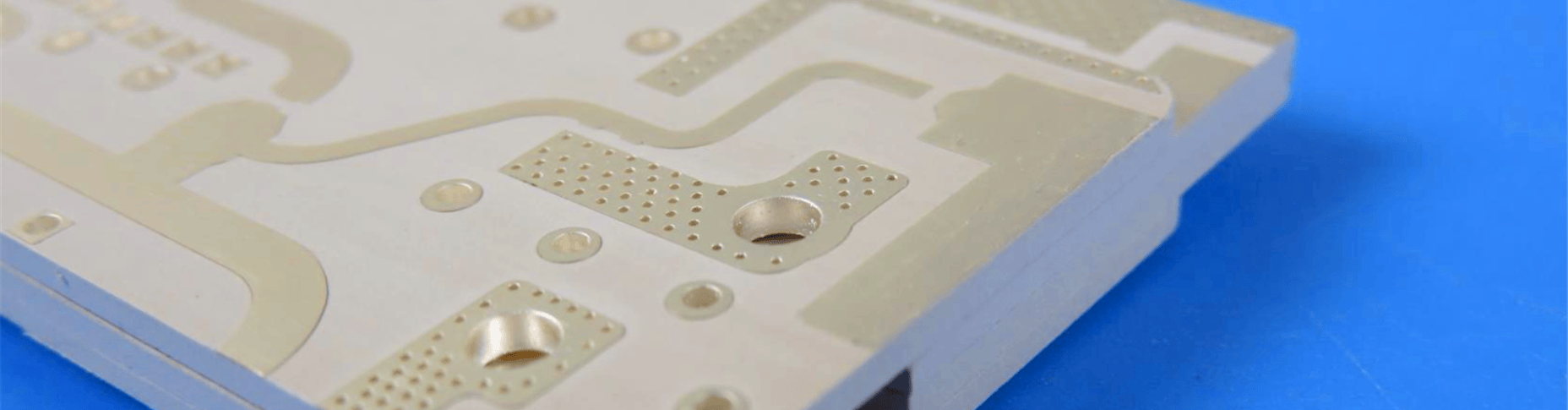 Rogers PCB Banner